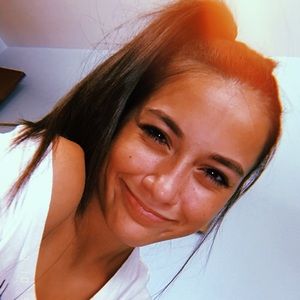 Meet your Posher, Bella